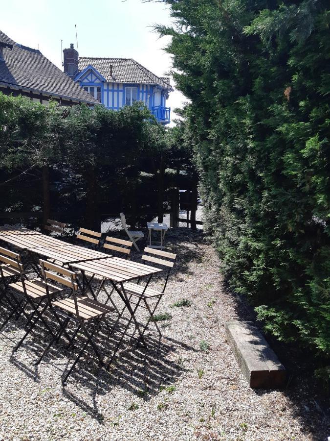 Maison En Bord De Mer Blonville-sur-Mer Exterior photo